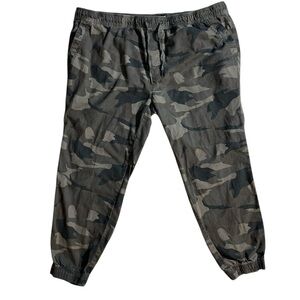 H9- Men’s 42-44 2XL Plugg Men's  Camo Camouflage Cargo jogger Pants